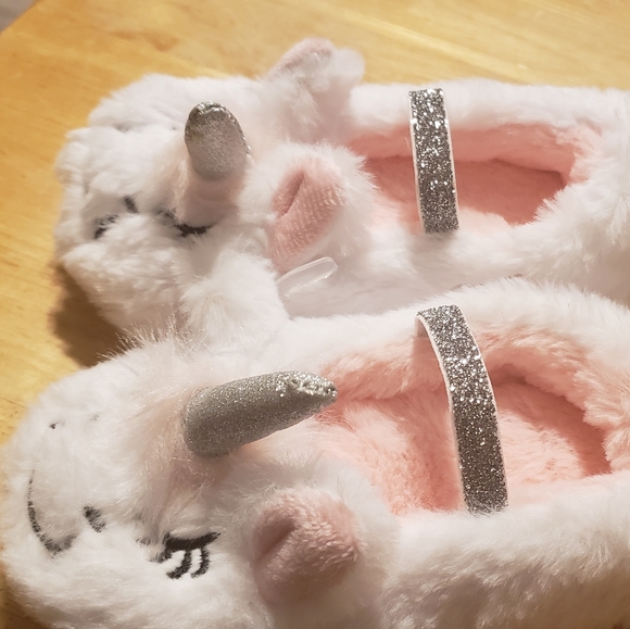 COPY - Cat & Jack Toddler Unicorn Slippers - Picture 3 of 4